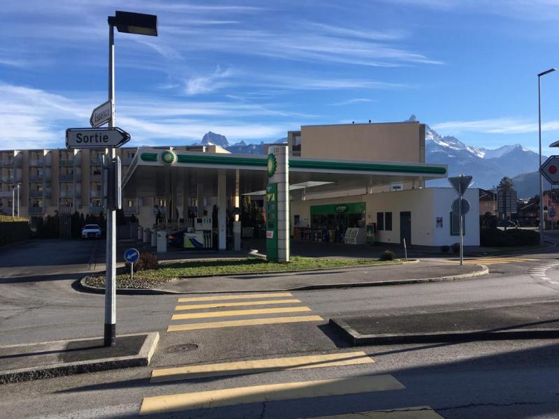 Deux individus ont braqué une station-service à Monthey